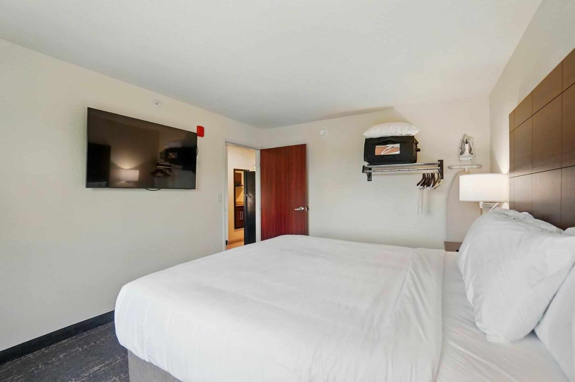 Cobblestone Hotel & Suites - Russells Point At Indian Lake מראה חיצוני תמונה